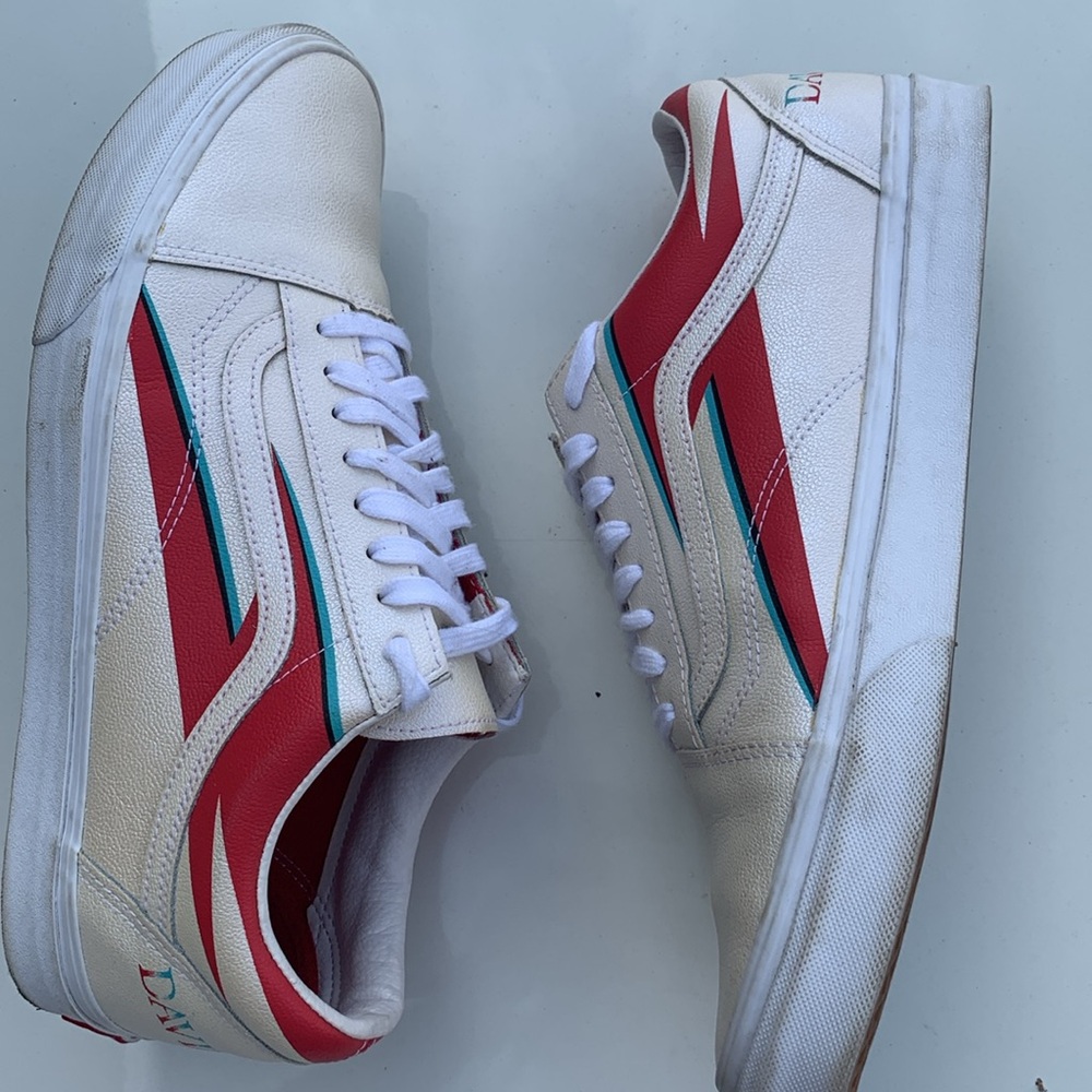 Vans OLD SKOOL "DAVID BOWIE" White and Red Athletic Shoes size 12 men’s - Picture 6 of 8